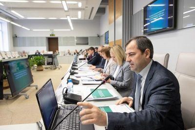 Бахарь держит бюджет: Красноярский край сокращает дефицит